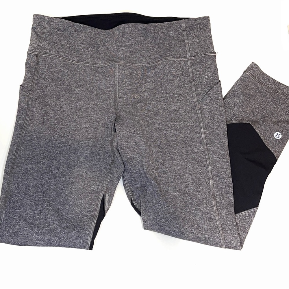 LULULEMON Capri Leggings